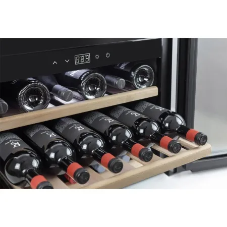 Винный шкаф Caso WineSafe 18 EB фото