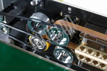 Роликовый конвейерный запайщик DBF-900W Hualian Machinery фото