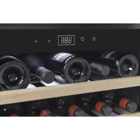 Винный шкаф Caso WineSafe 18 EB фото